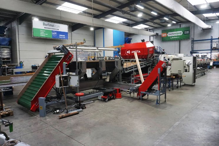 Sorteermachine volledig gereviseerd voor tomaat Sorteermachine volledig gereviseerd voor tomaat
