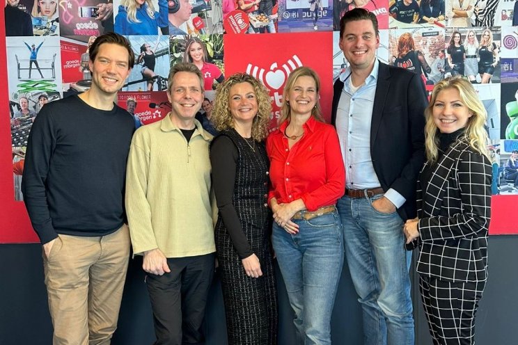 GreenTech Radio trapt af GreenTech Radio trapt af