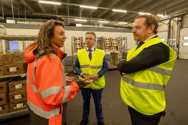 Werkbezoek minister aan Weerbare Sierteeltsector