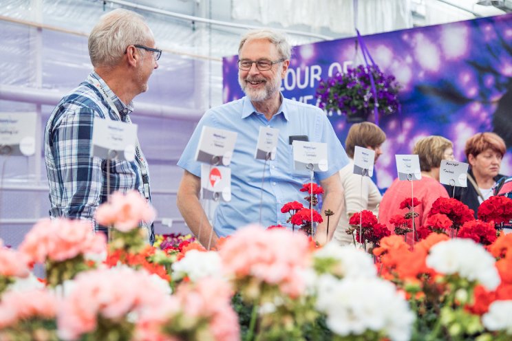 FlowerTrials van start FlowerTrials van start